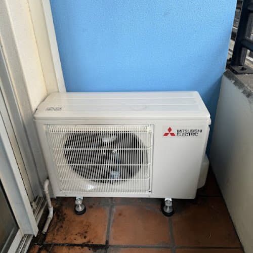 Completed air conditioning installation in a living area